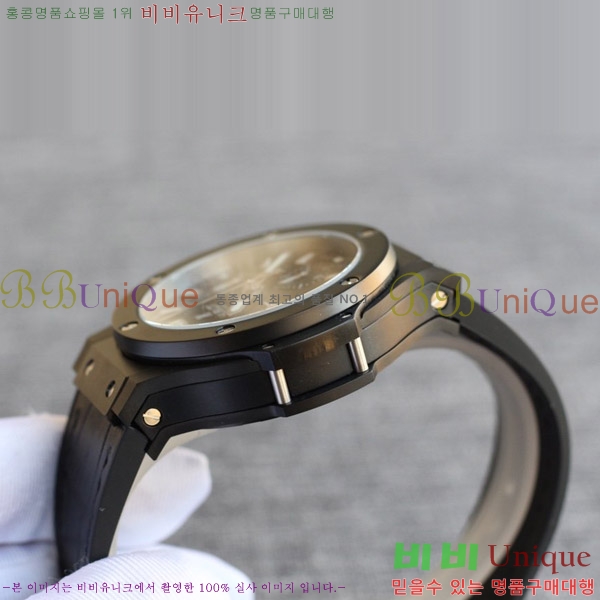 ST ������ hublot ��� 301 PB 131 RX 77HT17701-2