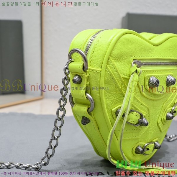 #�߷��þư� ��ī�� ��Ʈ�� 852411-112