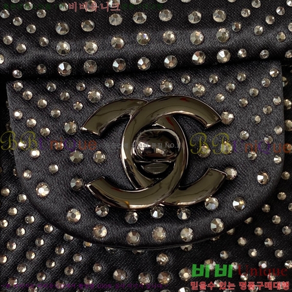 #���� ���̴� ũ�ν��� 01116-702