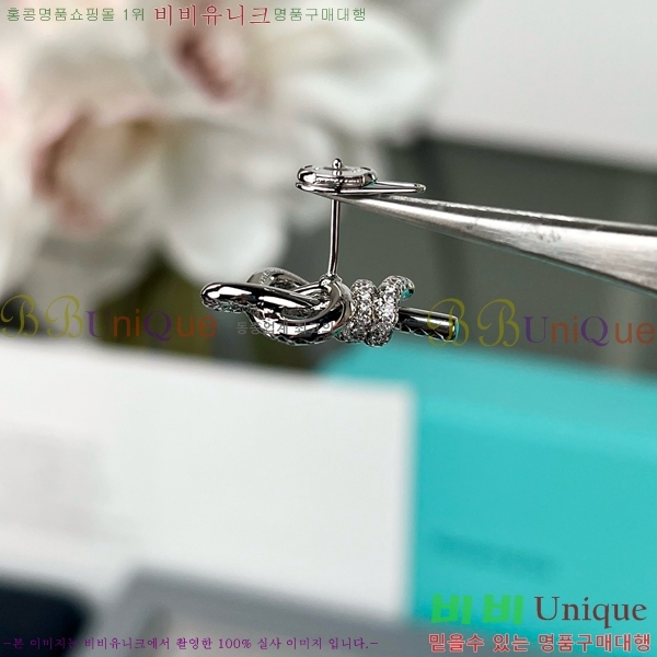 Ƽ�Ĵ� �Ͱ��� TY15623-4