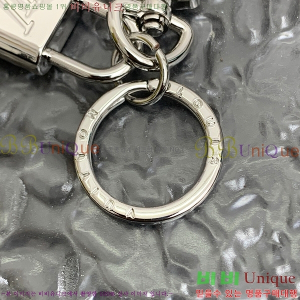 ���̺��� ŰȦ�� M09988-4