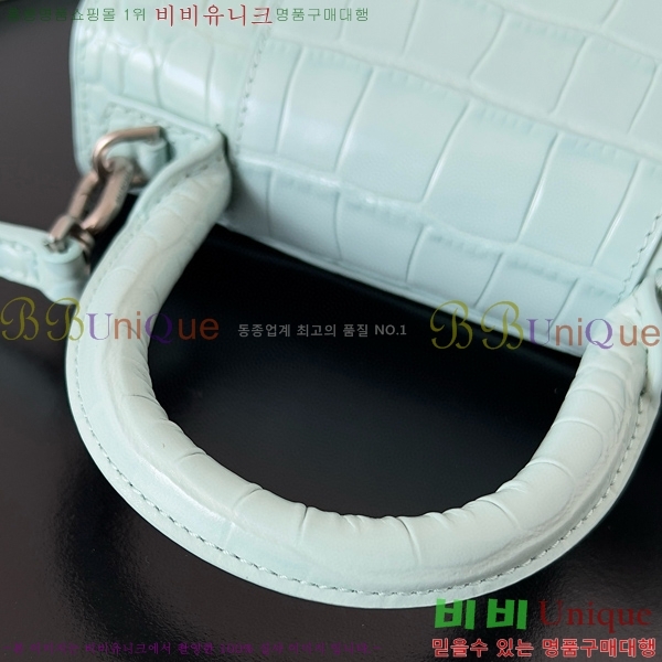 #�߷��þư� �ƿ��۷��� XS ž �ڵ� �� 5928331-118