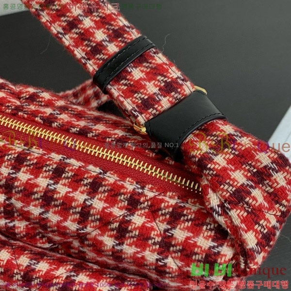 #���� ���ڳ��� Ʈ���� ȣ���� 99444-100