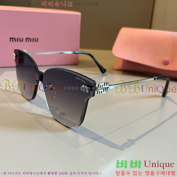 �̿�̿� ���۶� M2456576-1