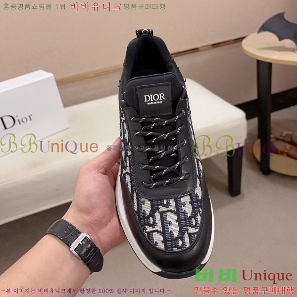   Ŀ DR974912-1