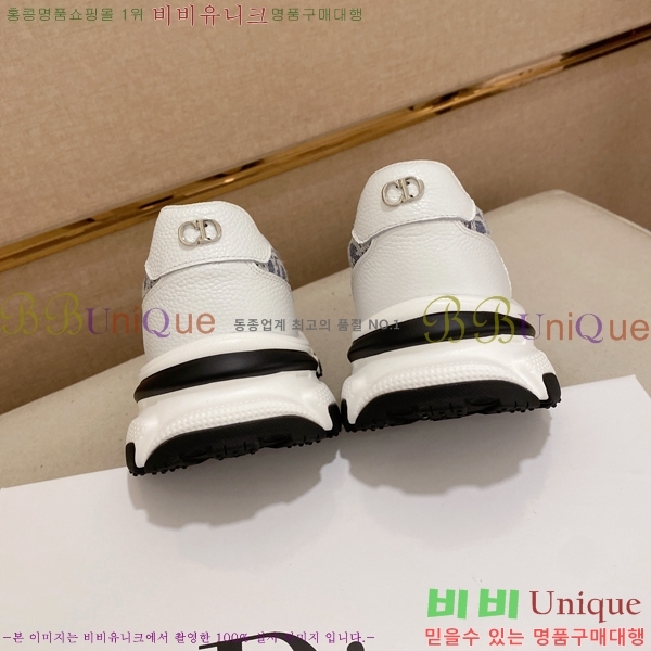   Ŀ DR974911-1