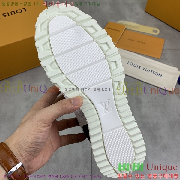 ���� ���̺��� ����Ŀ�� L716234-9