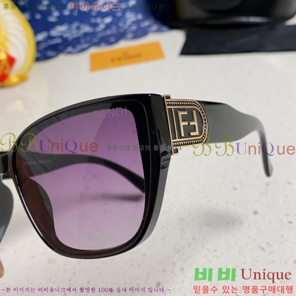 ��� ���۶� F924702-6