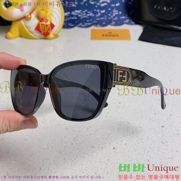 ��� ���۶� F924702-7