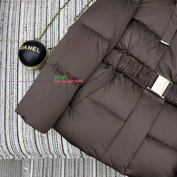 ���� ��**�� �ٿ� �е� MAXM2345088-5