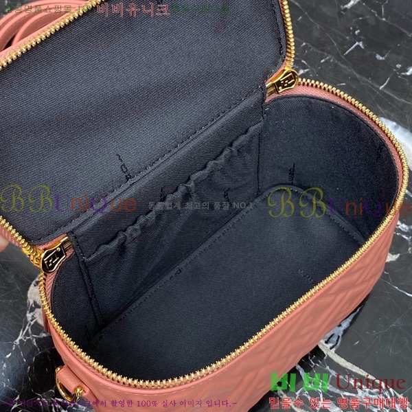 # Ƽ ڵ 8BS108-102