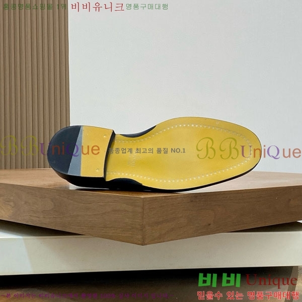   ǰ RY880552-1