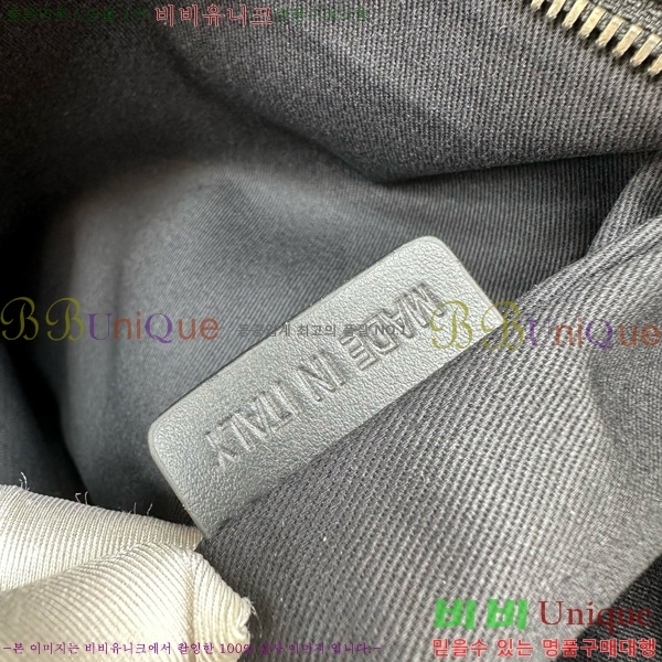 #  Ȧ 80629171-101