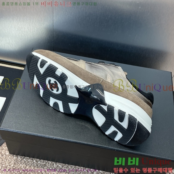 * Ŀ 34D866588-4