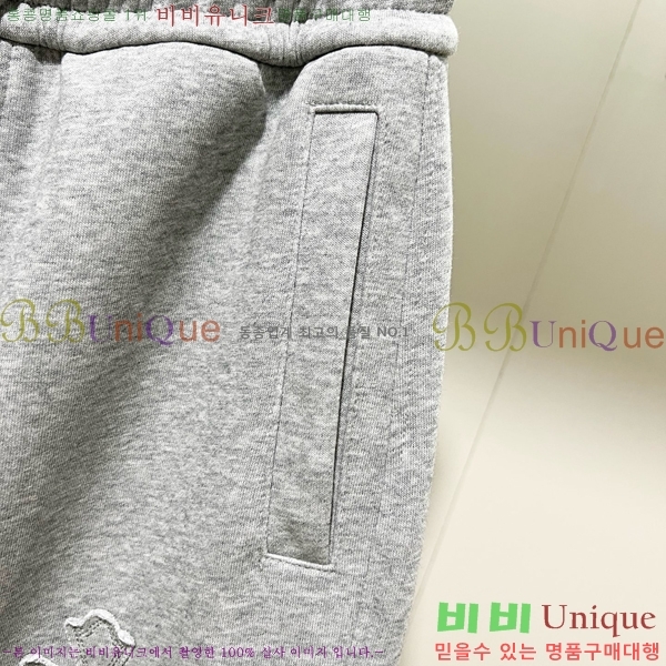  ũ  CH426859-1