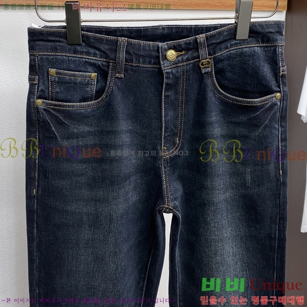   û GU247854