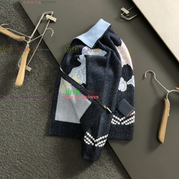  ̺    30L259305-1