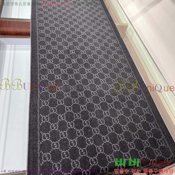 # ÷/ī GG6637238-4