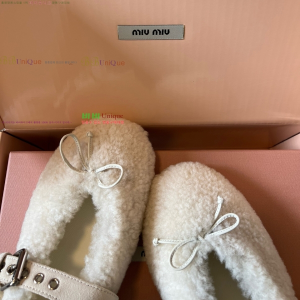 ���� �̿�** �þ �� �޸����� �÷� 32MU25102296-2