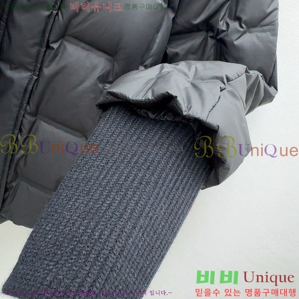 ���� ��**�� �ٿ� �е� MAX267869-3