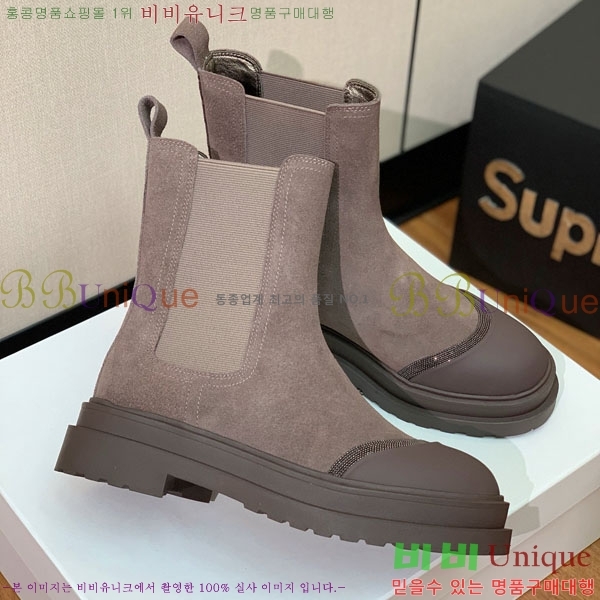 ���� ���ڷ� ��ġ�ڸ� ��Ŭ ���� B1558045-3