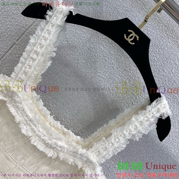  * ǽ CHA34052-4