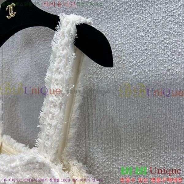  * ǽ CHA34052-4