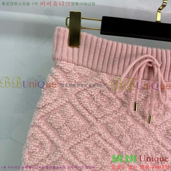 ���� ���̺��� ��ĿƮ LV1340828-6