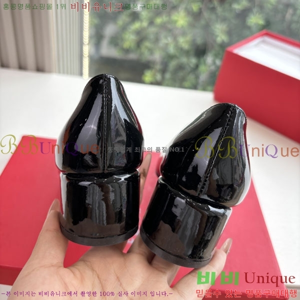 󰡸   F78559908-1