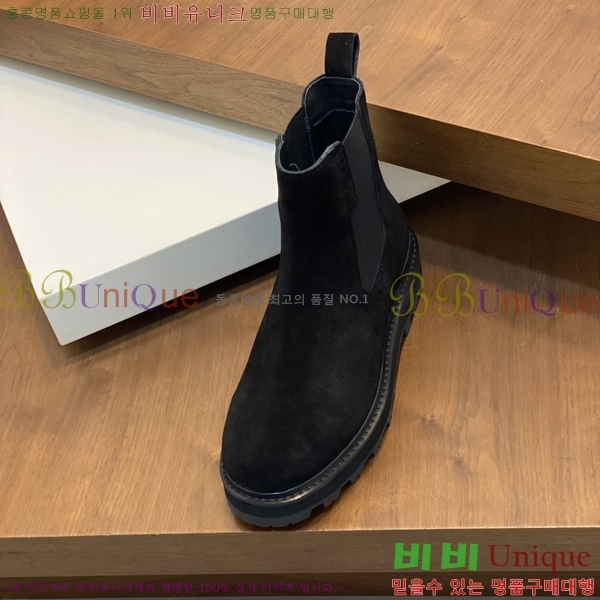  ** ž MO97900-4