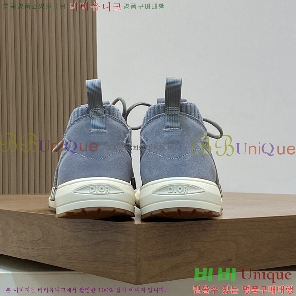   Ŀ DR142157-3