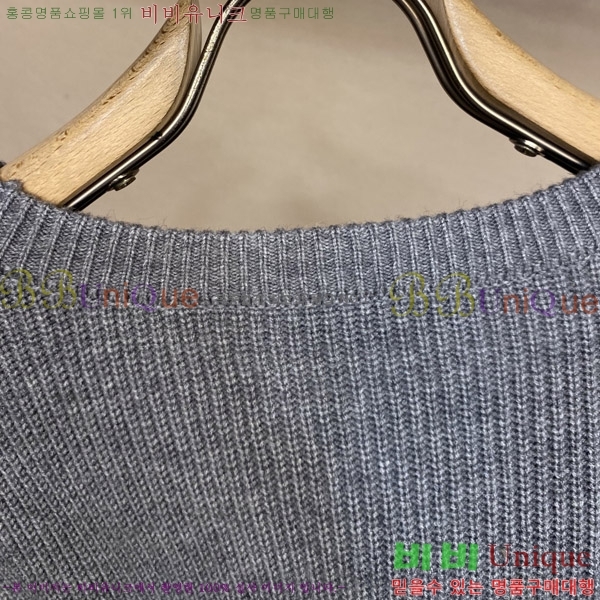    G43575303