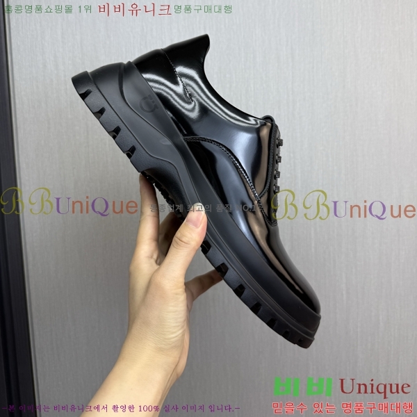  󰡸  F97689-3