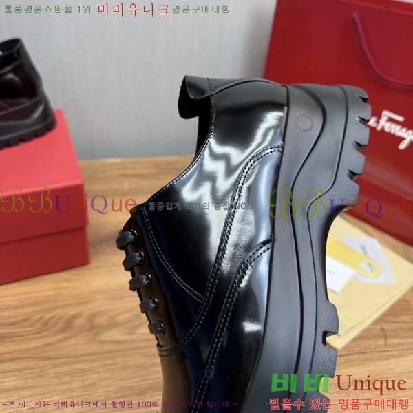  󰡸  F97689-1