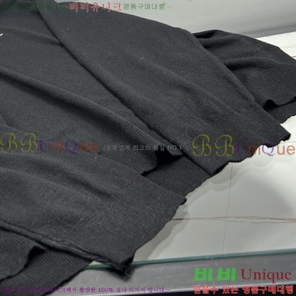    P715682