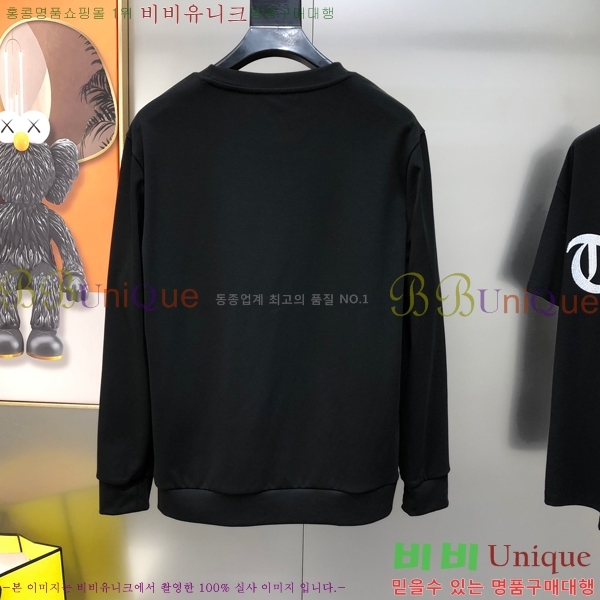 ���� ��� ������ D2O15818