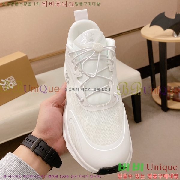 �������� �ο��� ����Ŀ�� LE559825-6