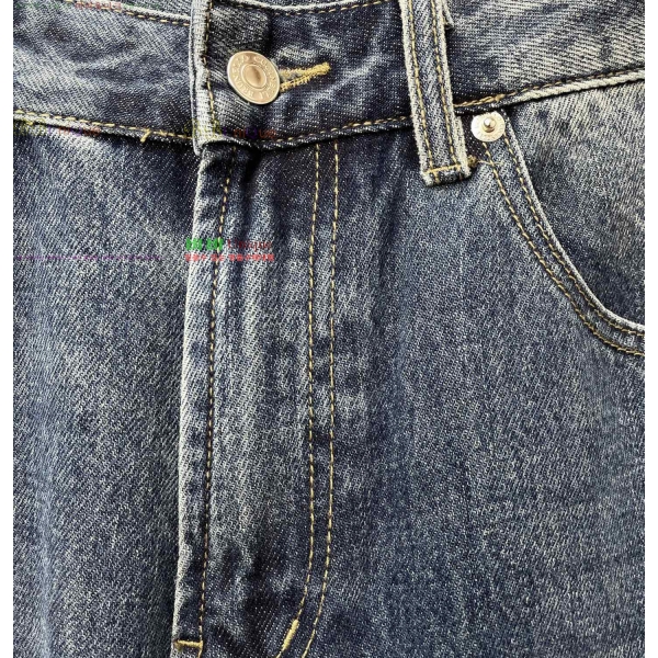 ���� ���ڷ� ��ġ�ڸ� û���� BC2547286