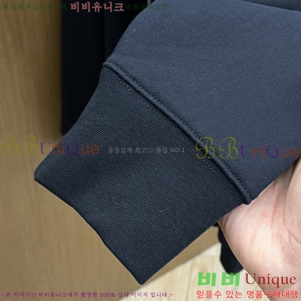 ���� ��*�� �ĵ� Ƽ 27CE25121134-2