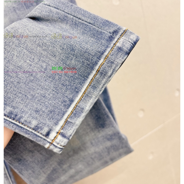 ���� ũ������ û���� CH245361-4