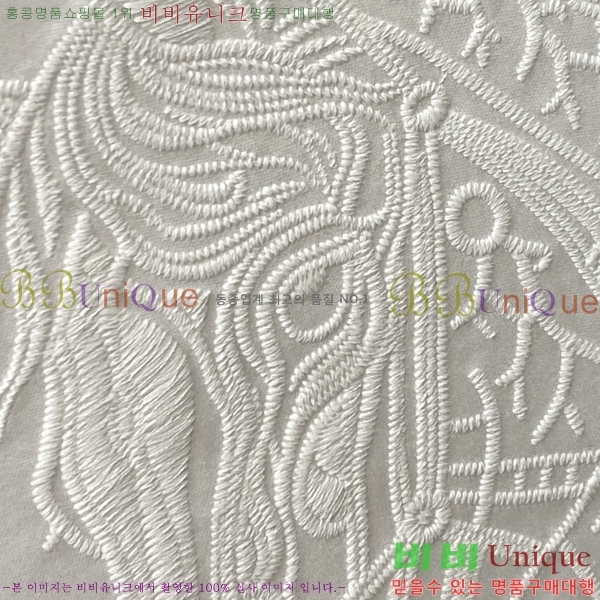 ���� �����޽� ���� Ƽ���� HE571387-1